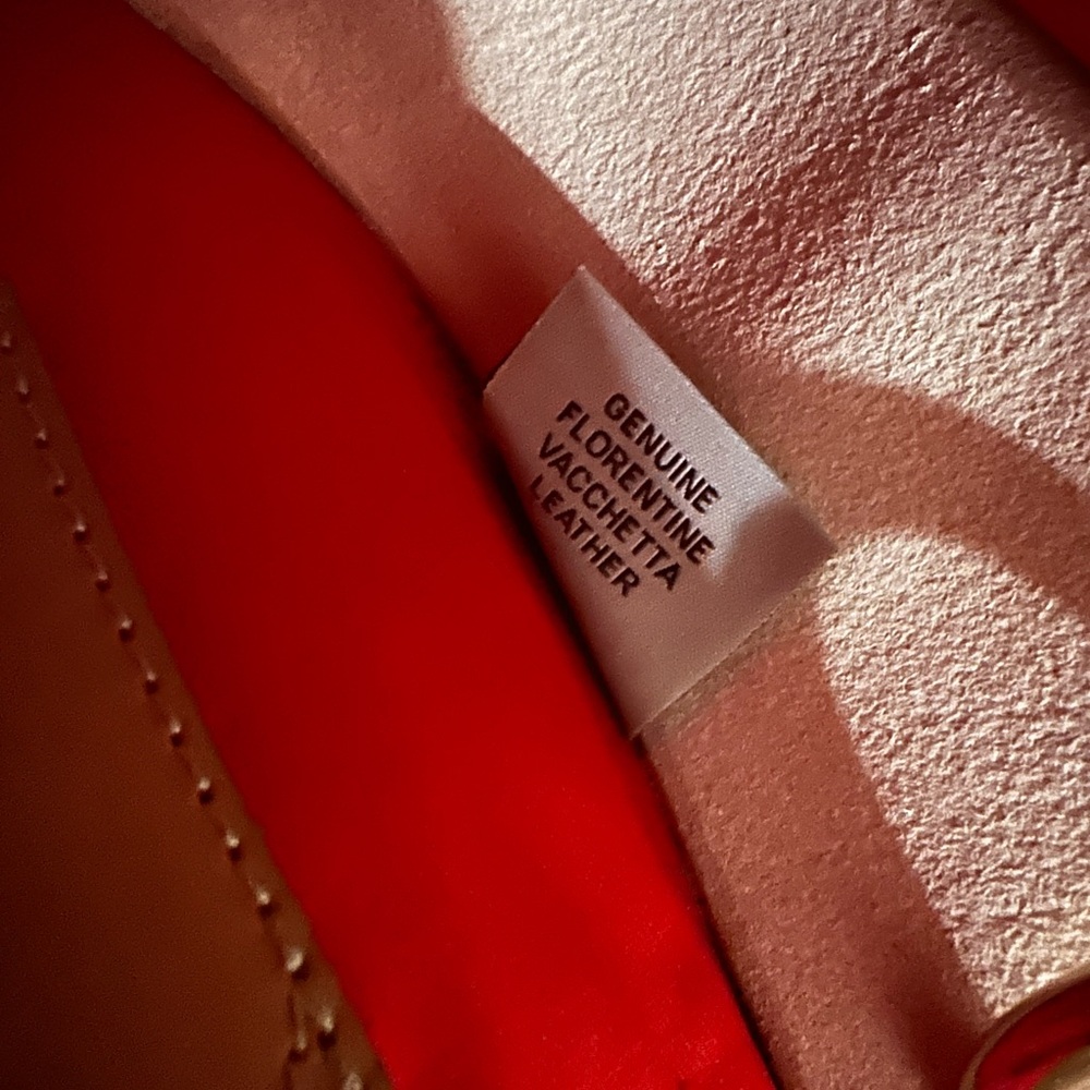 BOLDRINI
Made In Italy Leather Asymmetrical Saddle Bag - Picture 12 of 12